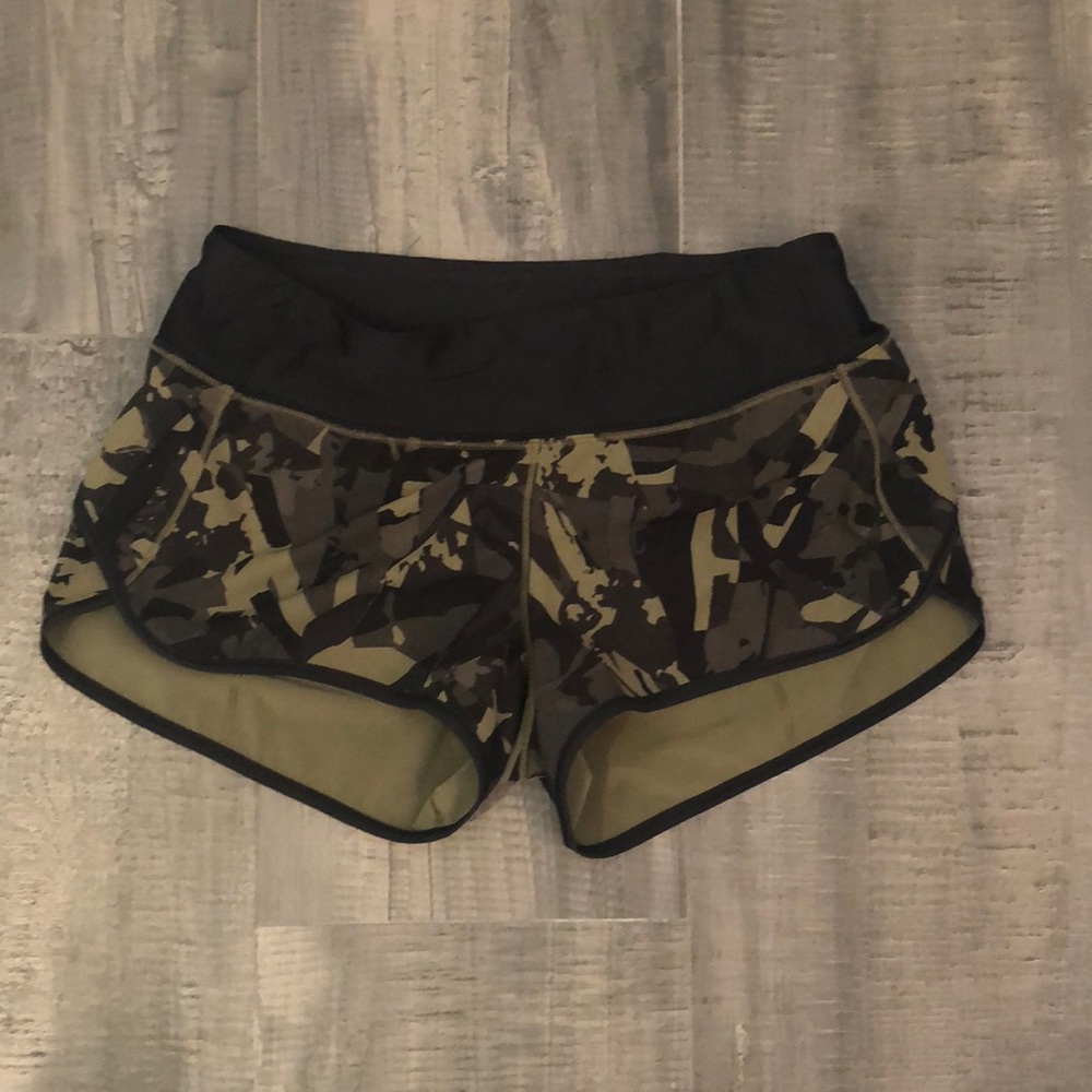 Lululemon Speed Short size 4